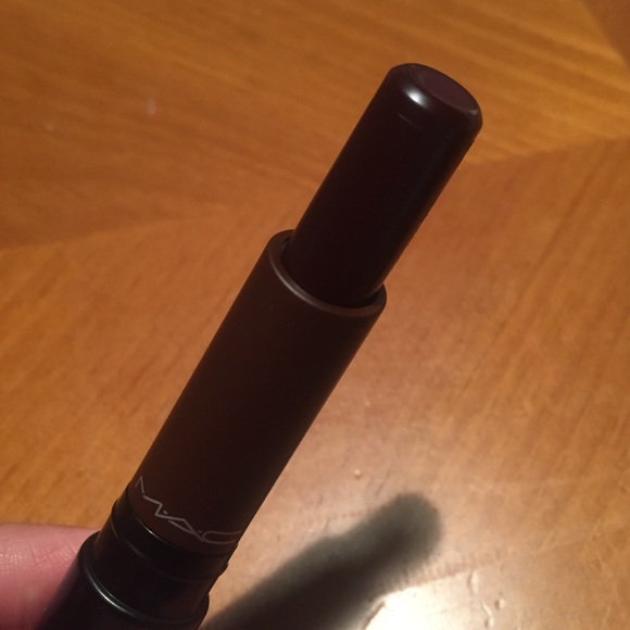 MAC Liptensity Lipstick - Picture 4 of 13